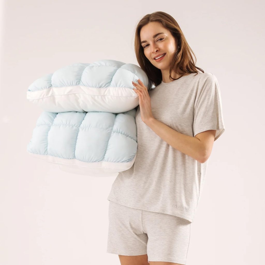 Mellow Puff Pillow Cooling Ice Silk Bed Pillow, Back & Stomach Sleepers Fluffy Goose Down Alternative Fill, Hypoallergenic & Machine Washable Pillow for Side, Baby Blue, Lightweight Summer Quilt